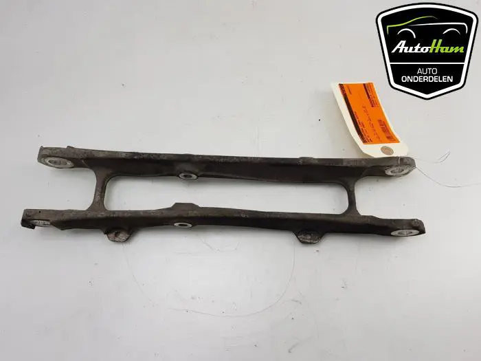 Reactiestang links-achter BMW M5