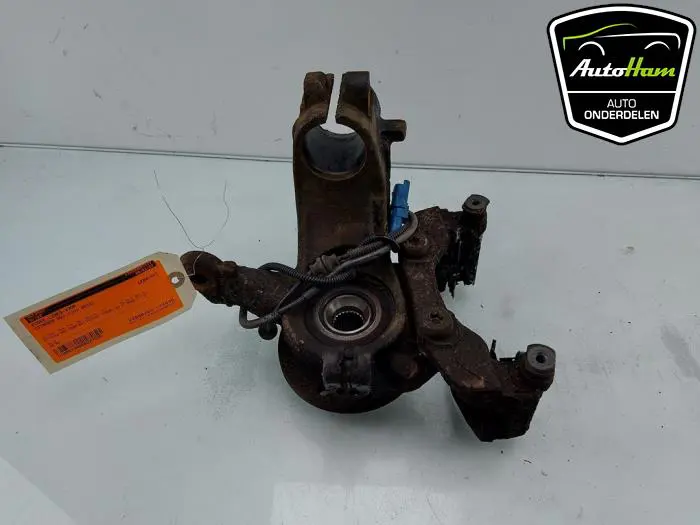 Fusee links-voor Citroen DS3