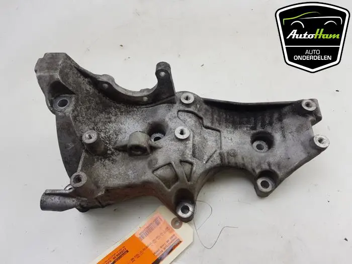 Dynamosteun boven Audi A6
