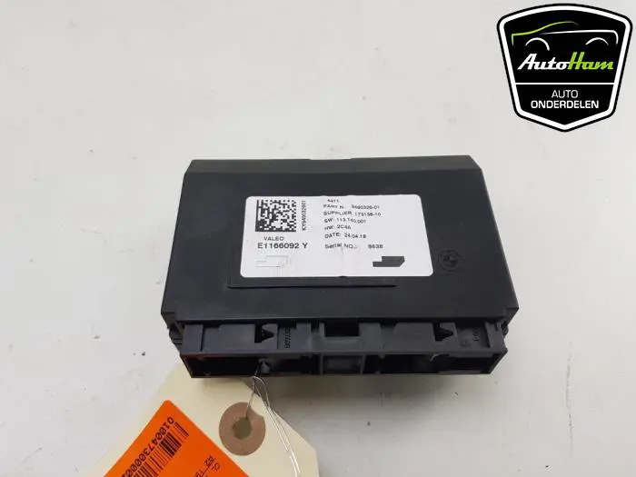 Computer Kachel BMW X2