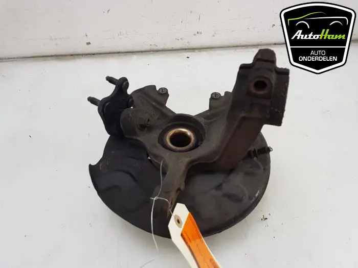Fusee rechts-voor Volkswagen Polo