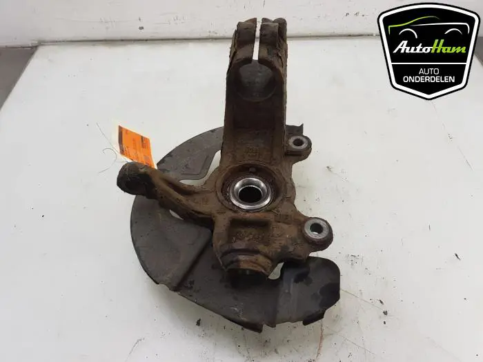 Fusee links-voor Volvo V70