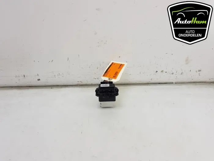 Kachel Weerstand Peugeot 208