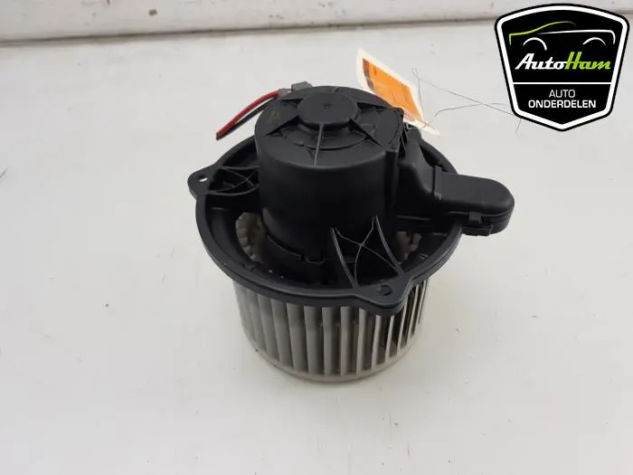 Kachel Ventilatiemotor Kia Cee'D