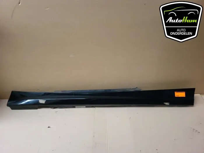 Zijskirt links BMW 1-Serie