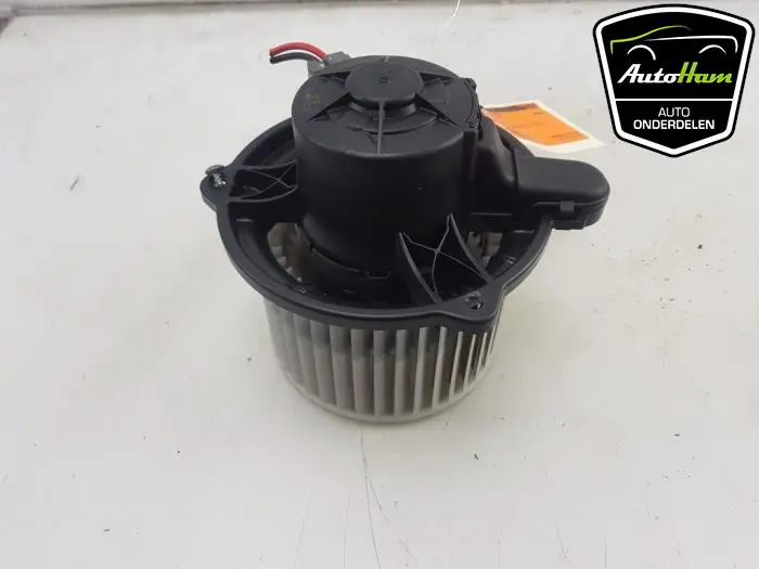 Kachel Ventilatiemotor Kia Cee'D
