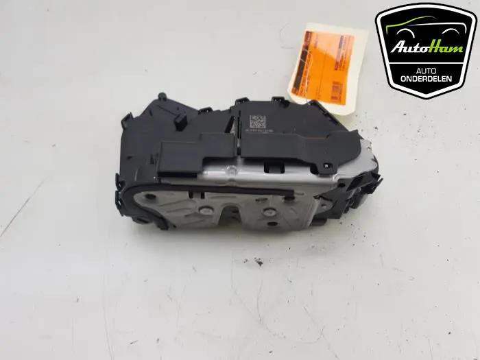 Deurslot Mechaniek 4Deurs rechts-voor Volkswagen Tiguan