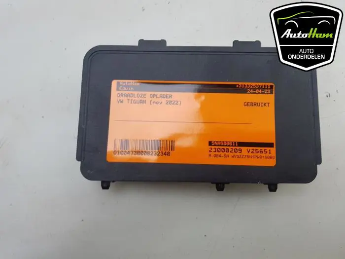 Draadloze oplader Volkswagen Tiguan