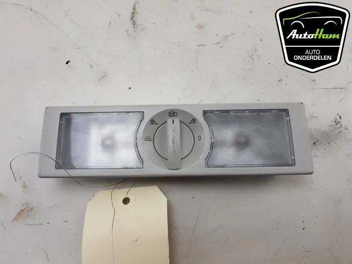 Binnenverlichting achter Volkswagen Touran