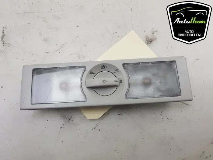 Binnenverlichting achter Volkswagen Touran