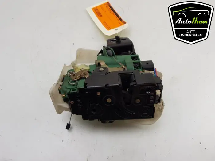 Deurslot Mechaniek 4Deurs links-voor Volkswagen Passat