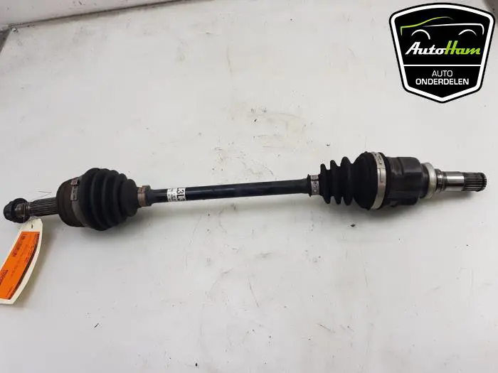 Aandrijfas links-voor Peugeot 108