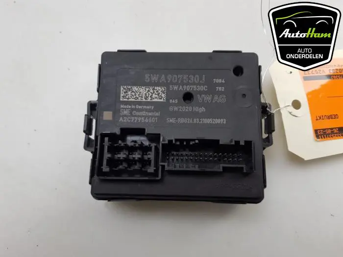 Gateway module Volkswagen Golf