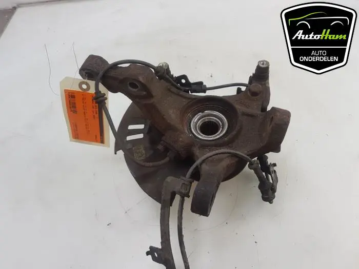 Fusee links-voor Hyundai I20