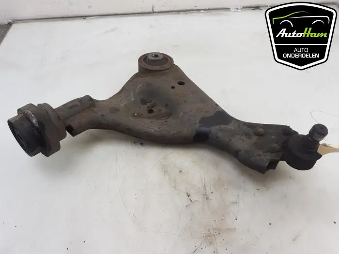 Draagarm links-voor Mercedes Vito