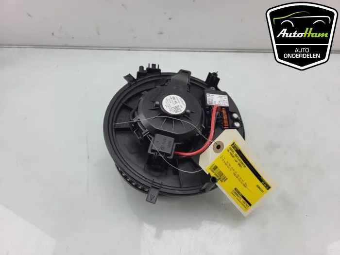 Kachel Ventilatiemotor Volkswagen Passat