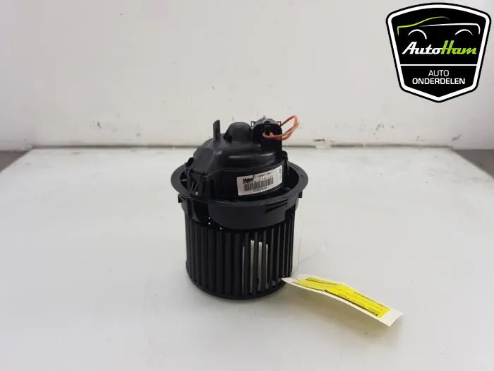 Kachel Ventilatiemotor Renault Clio