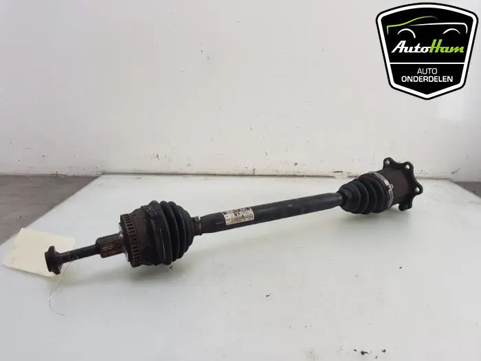Aandrijfas links-voor Audi A4