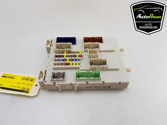 Zekeringkast Ford Transit Connect