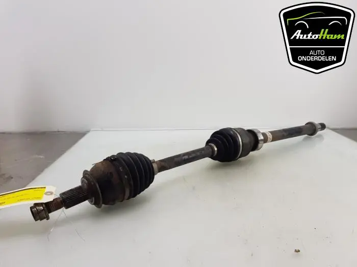Aandrijfas rechts-voor Mazda 6.