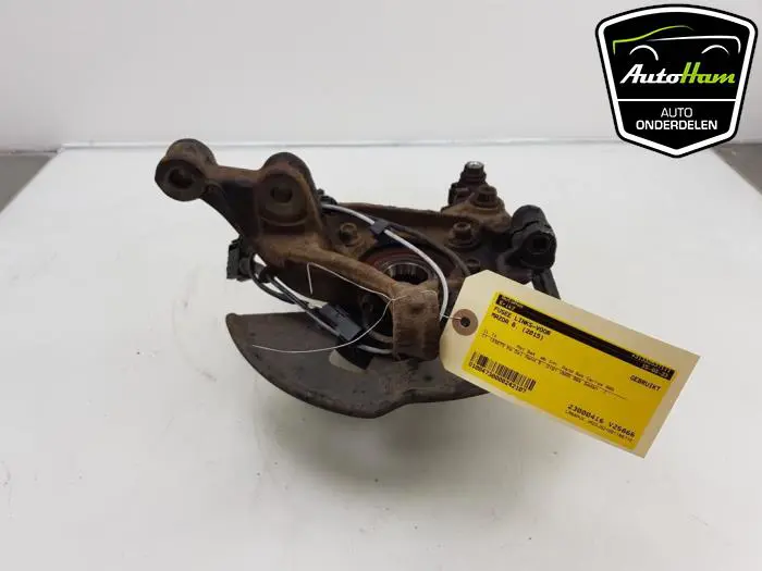 Fusee links-voor Mazda 6.