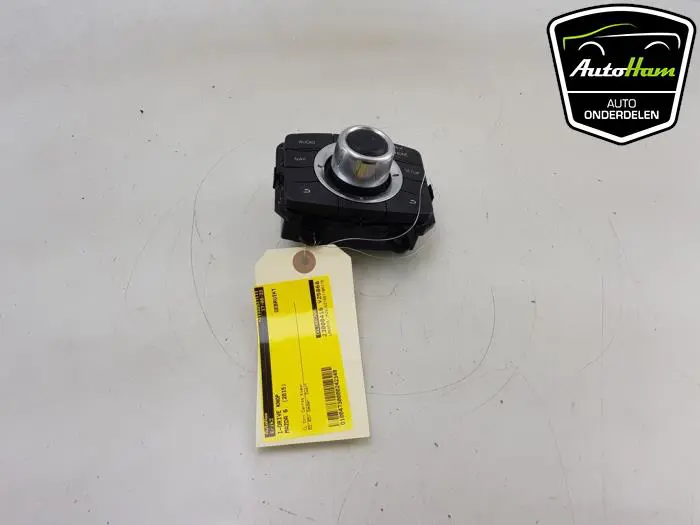 I-Drive knop Mazda 6.