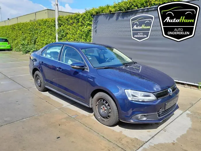Scherm rechts-voor Volkswagen Jetta
