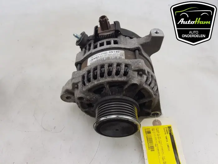 Dynamo Toyota Yaris
