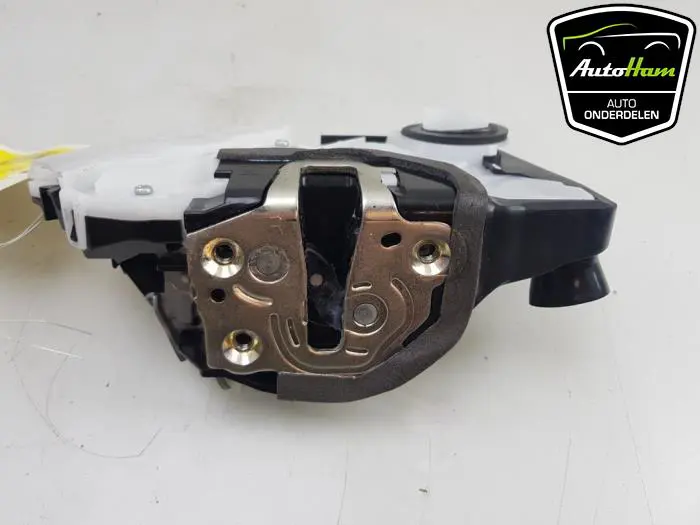 Deurslot Mechaniek 4Deurs rechts-voor Toyota Yaris