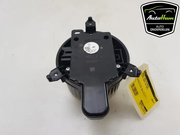 Kachel Ventilatiemotor Toyota Yaris