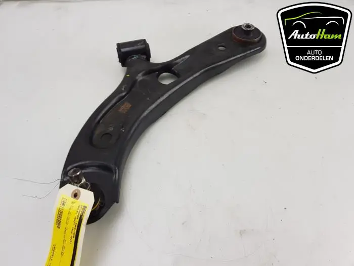 Draagarm links-voor Suzuki Swift