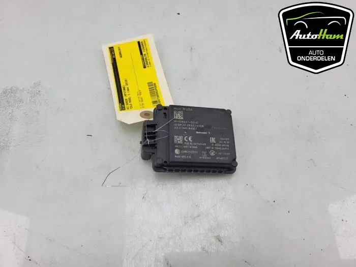 Radar sensor Tesla Model 3