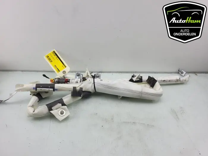 Airbag hemel links Tesla Model 3