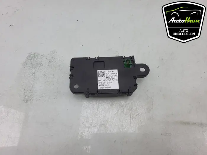 Antenne Versterker Tesla Model 3