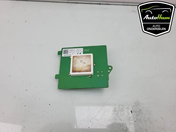 GPS Antenne Tesla Model 3