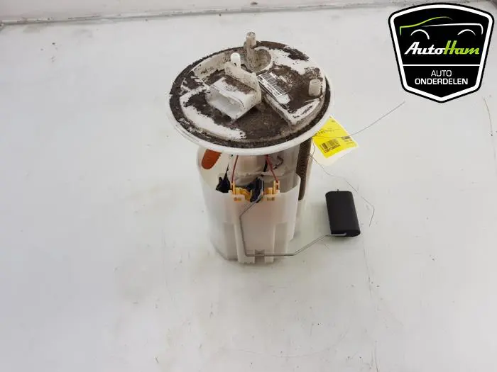 Benzinepomp Opel Corsa