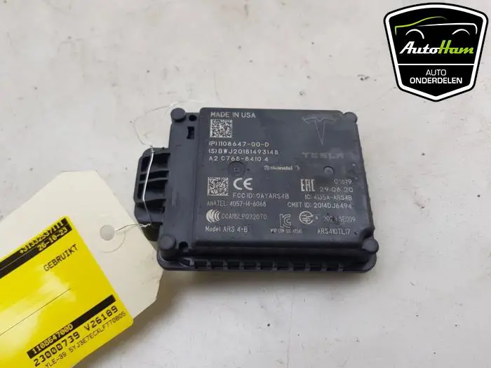 Radar sensor Tesla Model 3