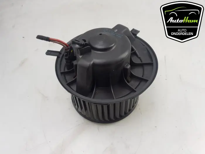 Kachel Ventilatiemotor Volkswagen Caddy