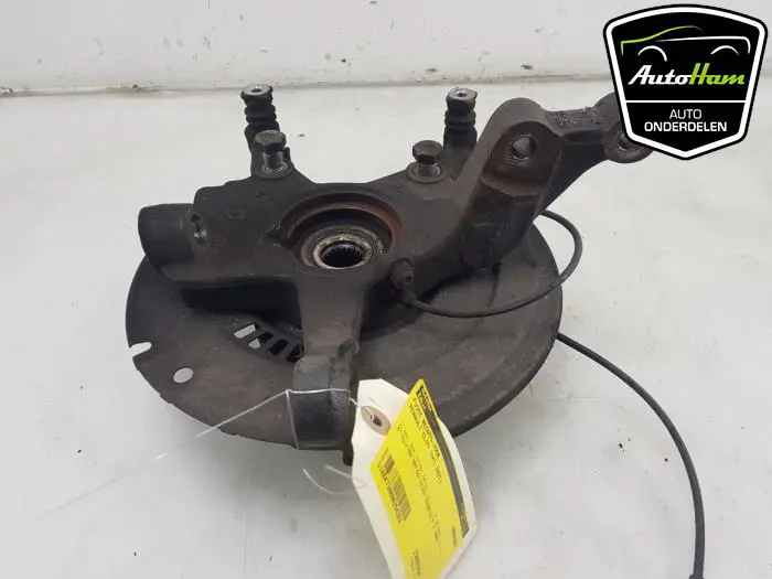 Fusee rechts-voor Renault Clio