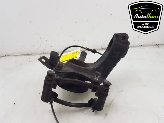 Fusee links-voor Peugeot 108
