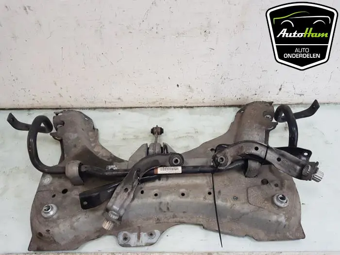 Subframe Renault Clio
