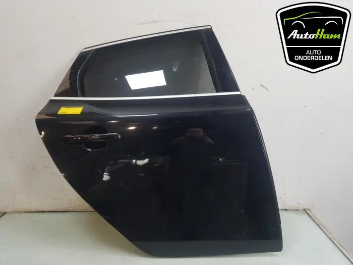 Portier 4Deurs rechts-achter Volvo V40