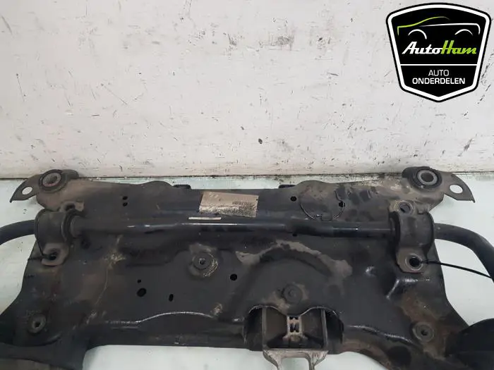 Subframe Volvo V40