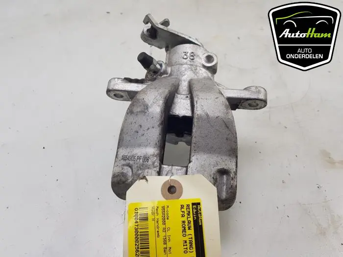 Remklauw (Tang) links-achter Alfa Romeo Mito