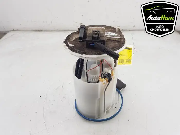 Benzinepomp Opel Corsa