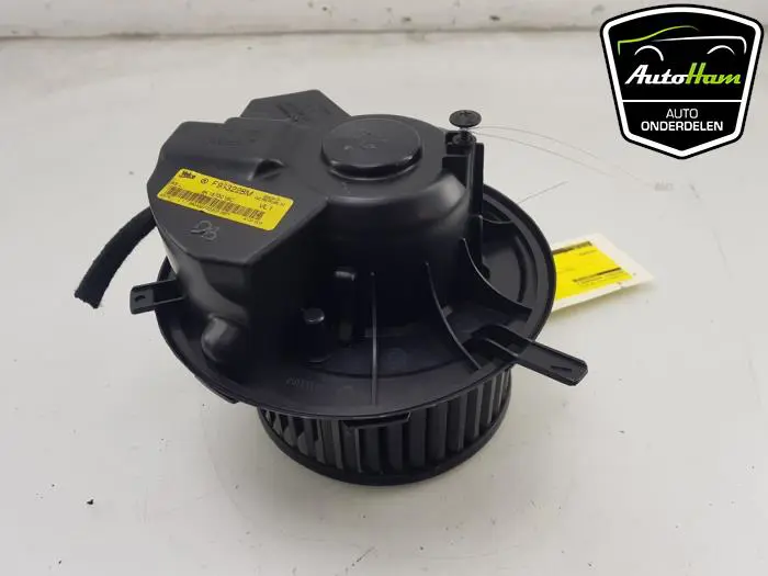 Kachel Ventilatiemotor Volkswagen Golf