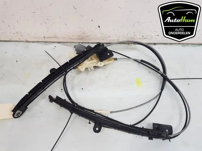 Motor bagageafdekking links Audi A4