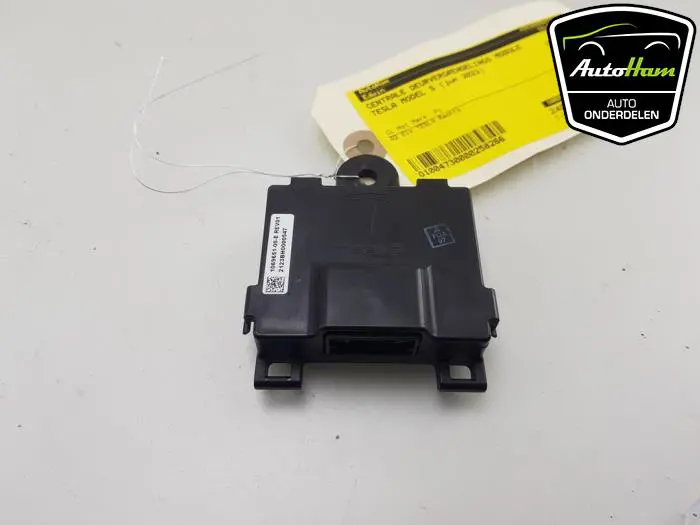 Centrale Deurvergrendelings Module Tesla Model S