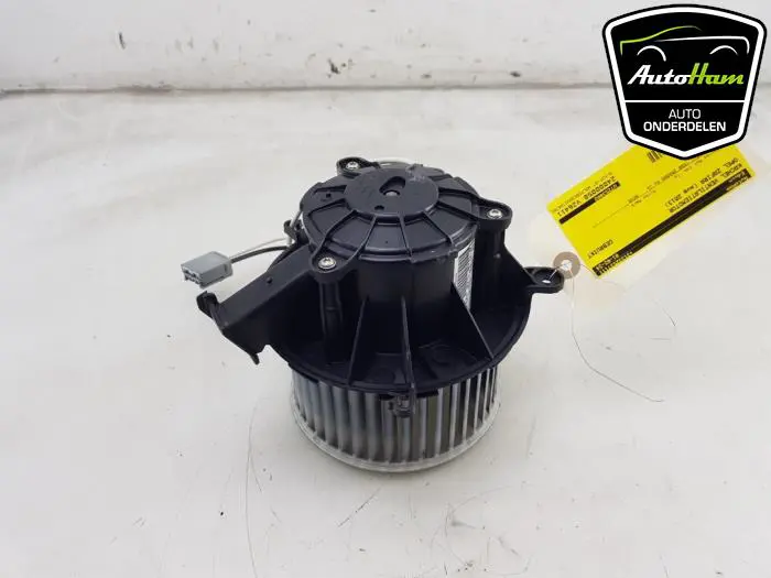 Kachel Ventilatiemotor Opel Zafira C