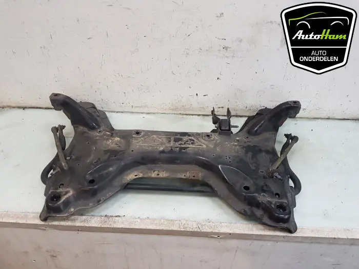 Subframe Peugeot 5008